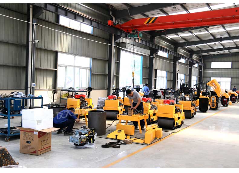 手扶单轮压路机