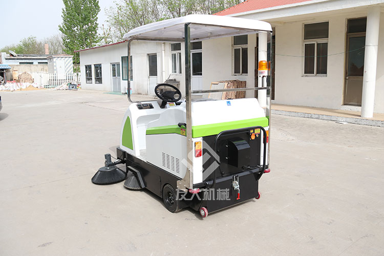 座驾式扫地机 座驾式扫地机