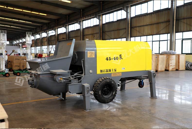 细石混凝土输送泵