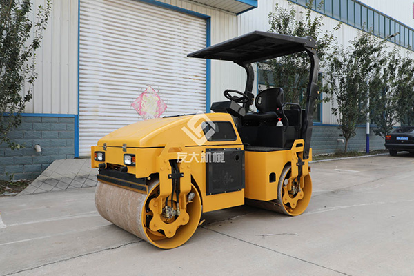 振动式小型压路机作业常识，每个操作者都该知道