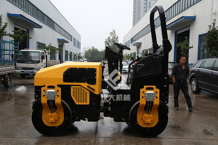 3t全液压小型压路机能挣钱，又保证，买它不亏