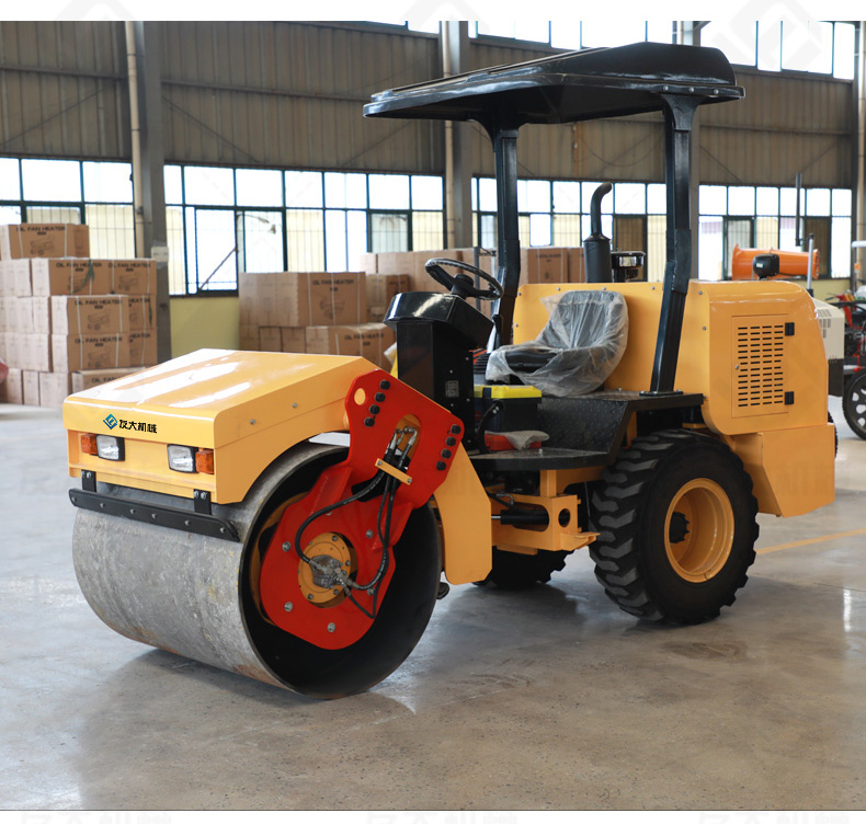友大压路机_16.jpg