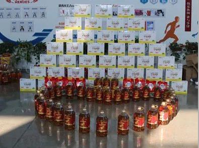 疫情无情，萨奥有爱，复工第一天领中秋福利